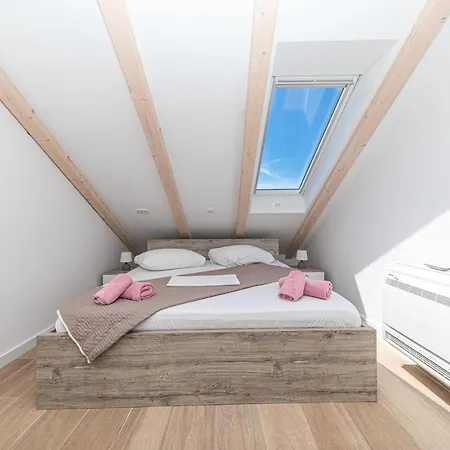 Panoramic View And Sea Apartment *